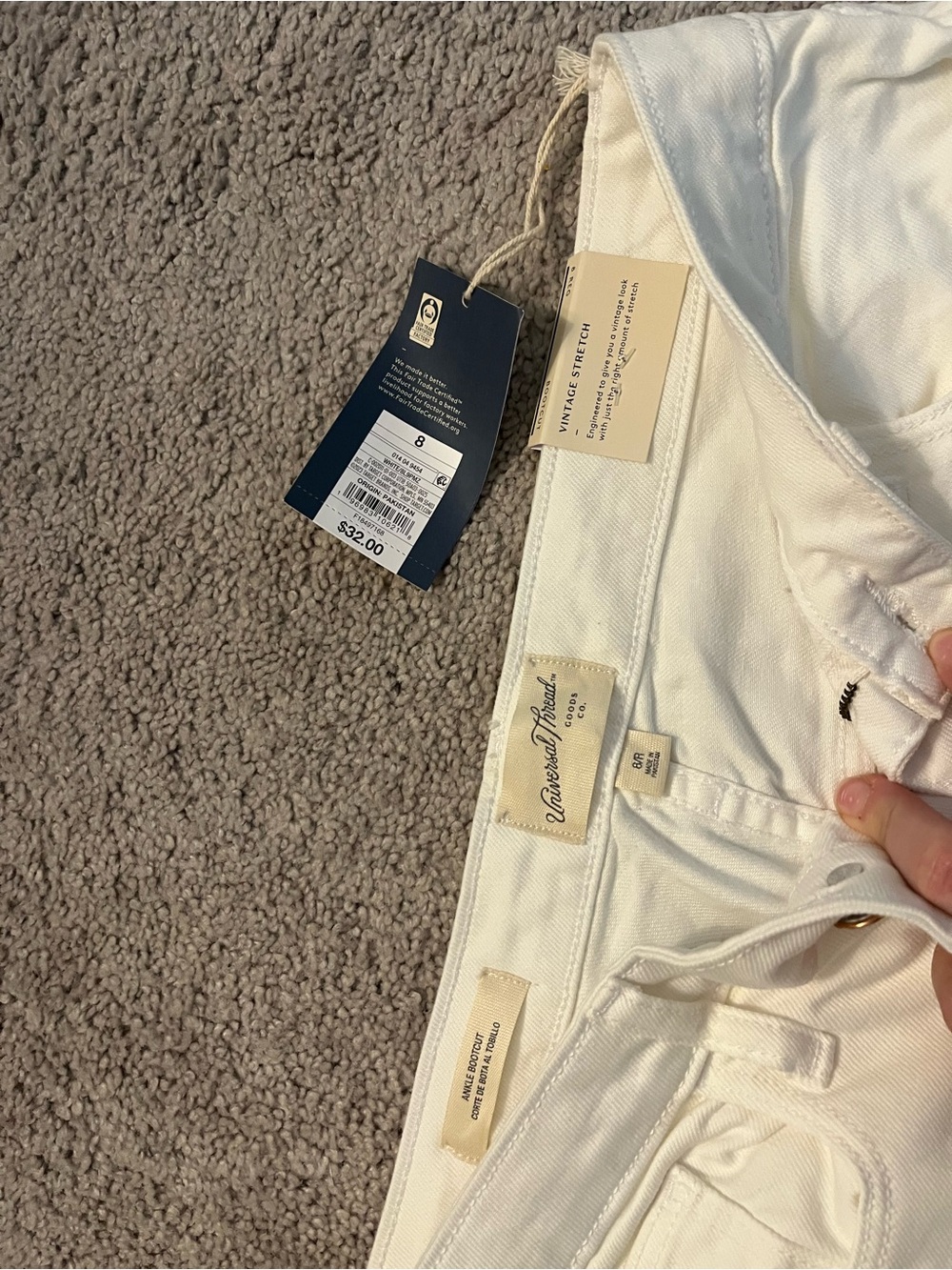 Universal Thread White Boot Cut Jeans - Picture 2 of 3